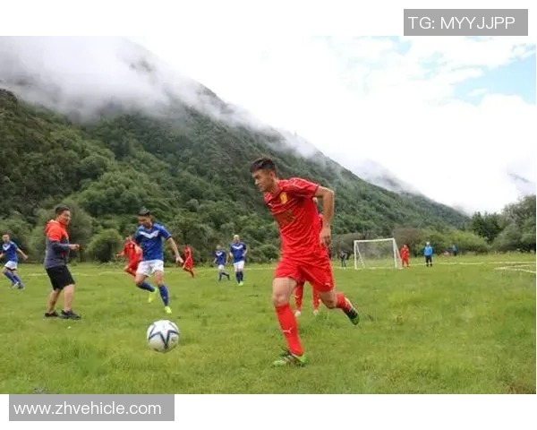 足球明星跨界打篮球的精彩瞬间与趣味对决盘点