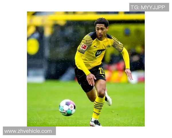 11岁小将崭露头角足球场上的未来明星闪耀登场